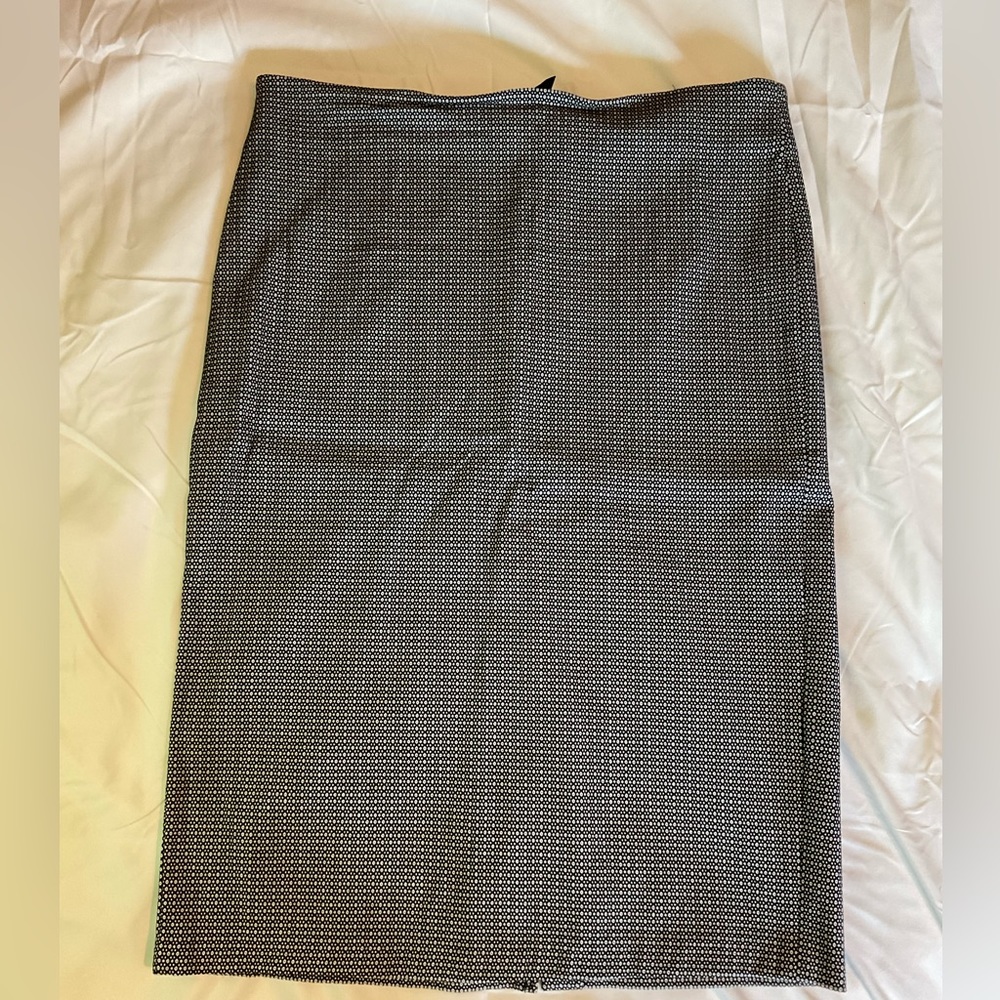 Dalia women’s pencil skirt